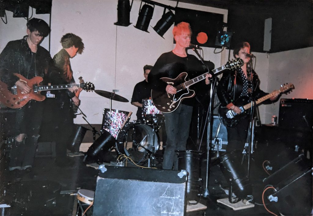 The House of Love Guildford University 15/3/87 (credit: Andy Rabey)
